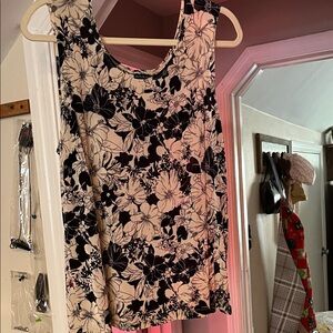 Elegant Floral Black and White Tank Top